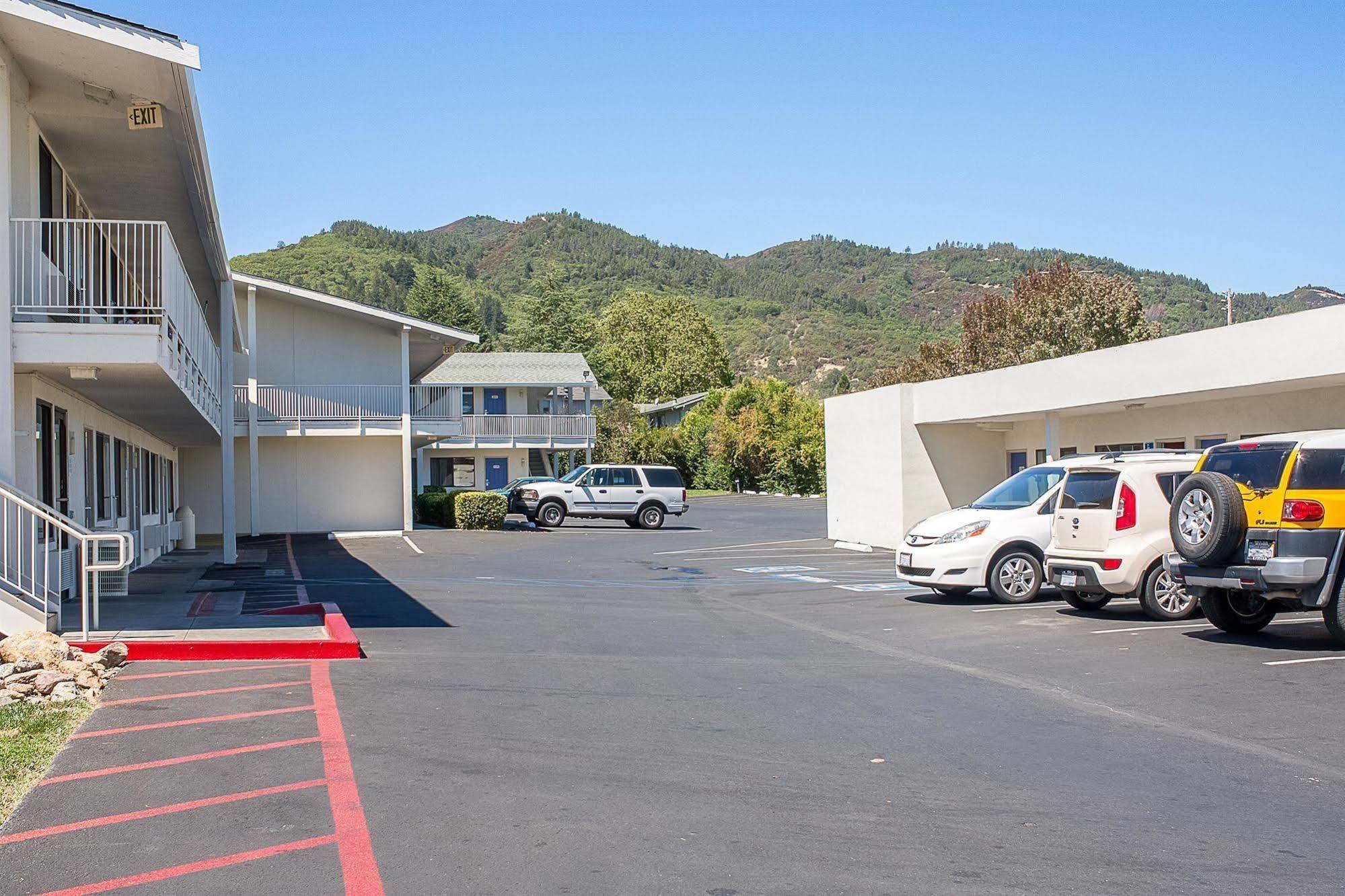 Motel 6-Ukiah, Ca Eksteriør billede