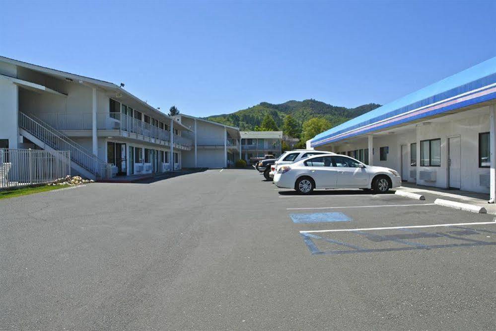 Motel 6-Ukiah, Ca Eksteriør billede