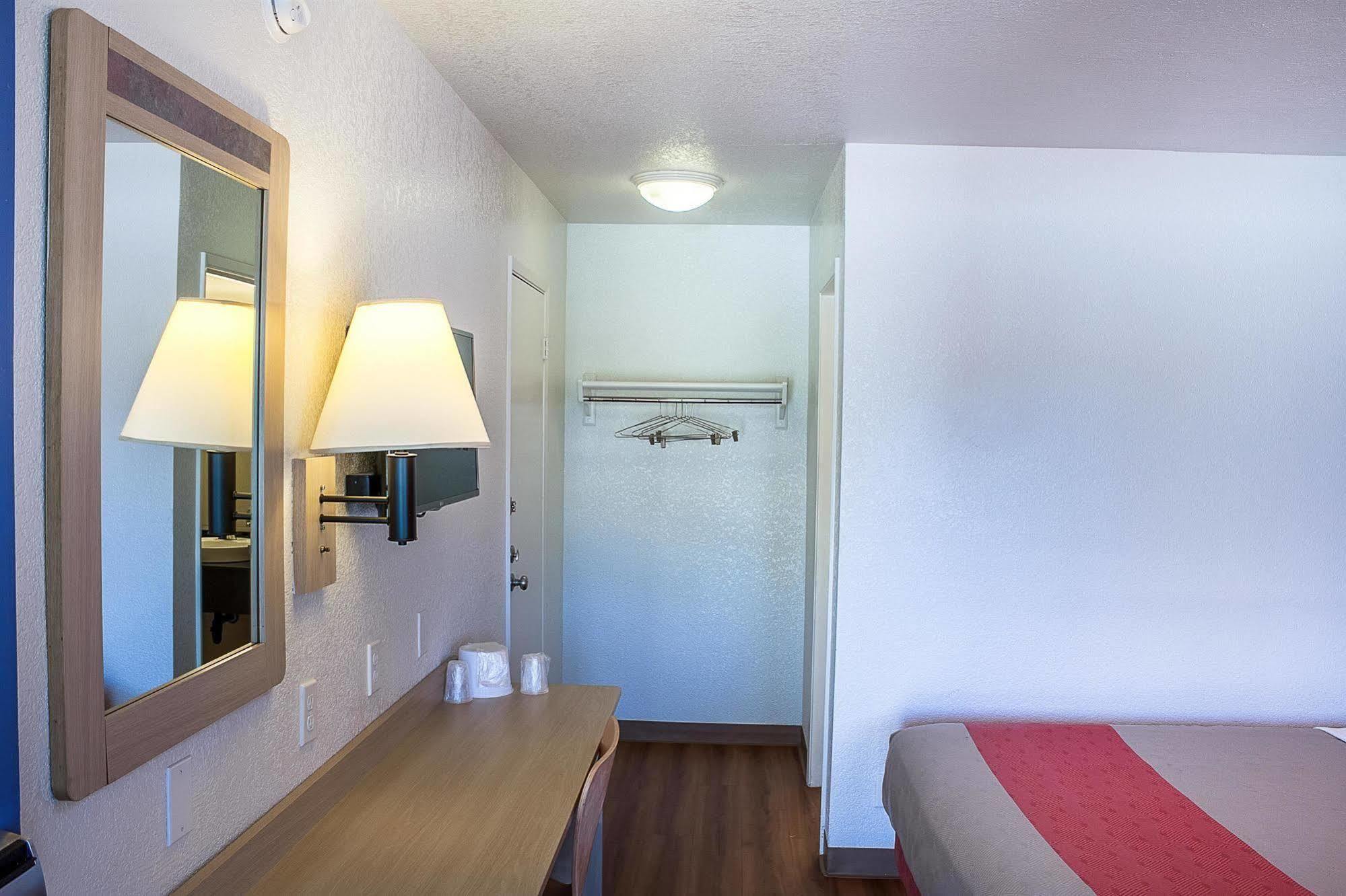 Motel 6-Ukiah, Ca Eksteriør billede