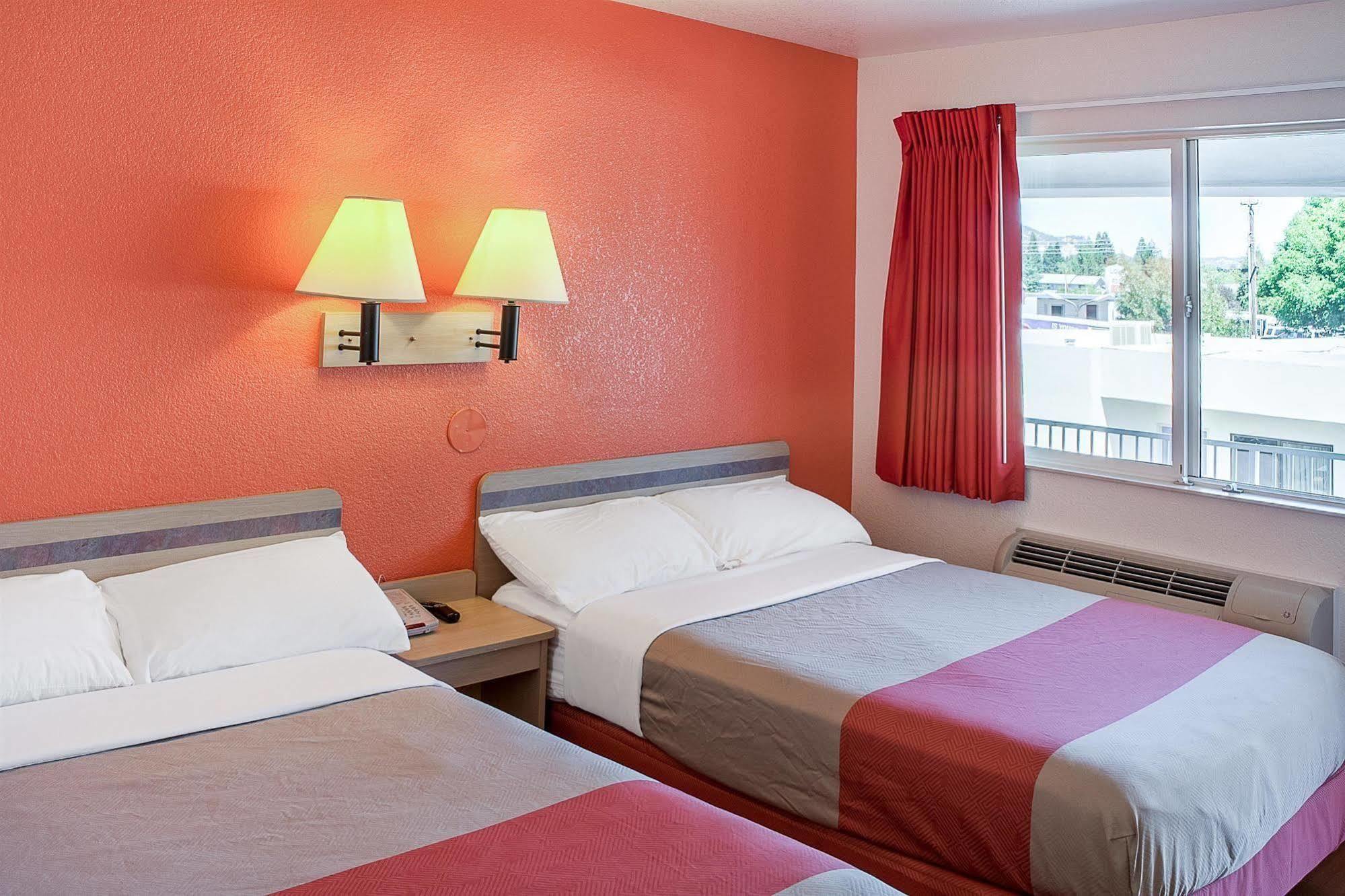 Motel 6-Ukiah, Ca Eksteriør billede