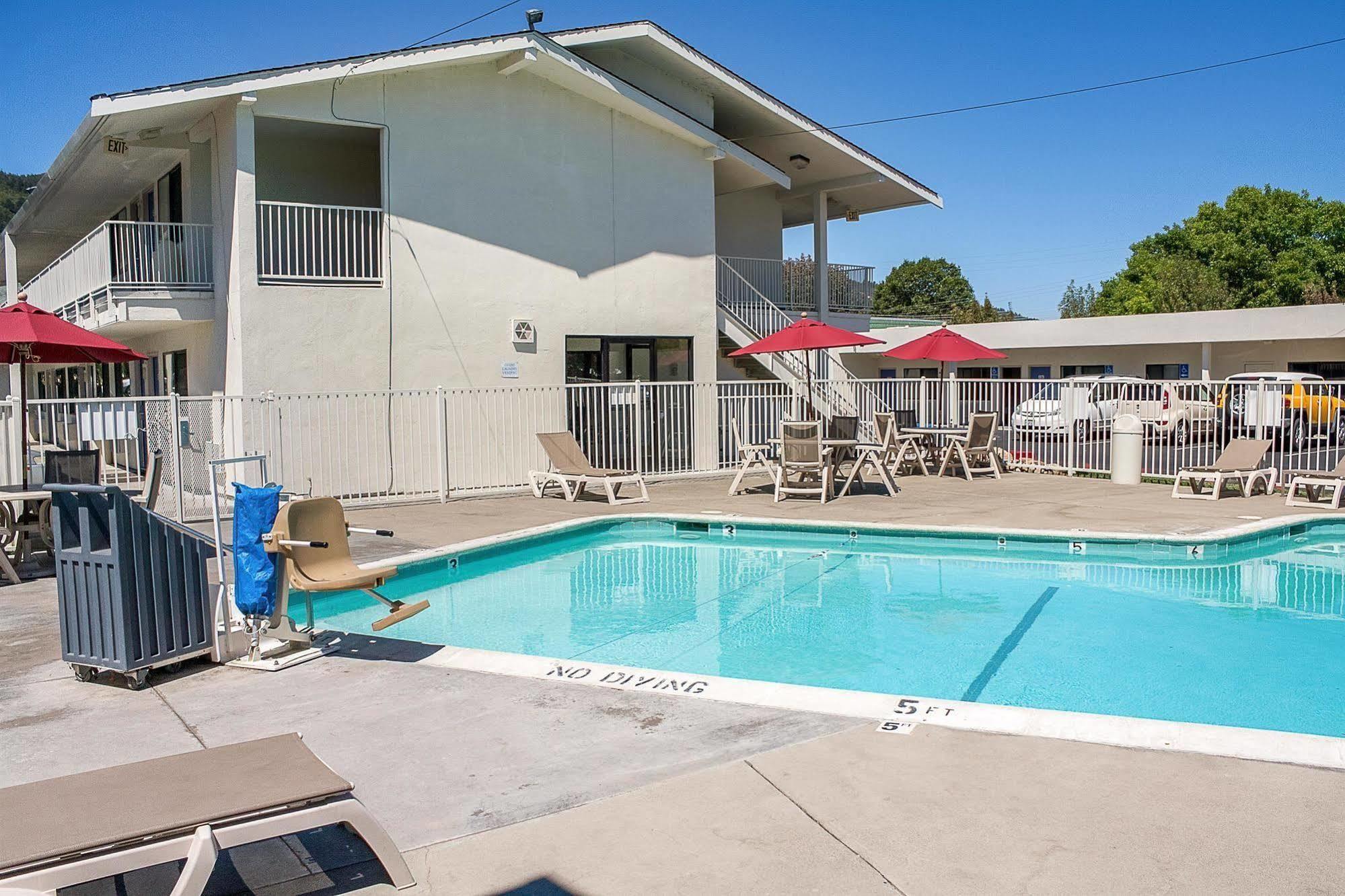 Motel 6-Ukiah, Ca Eksteriør billede
